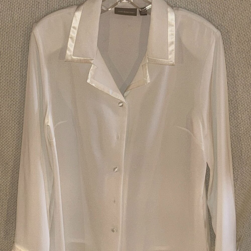 Women's M wing-cuff satin edged sheer white blouse